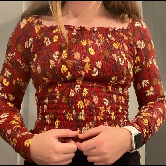 Love Fine Burgundy Flower Shirt/ Size Small - Picture 2 of 4